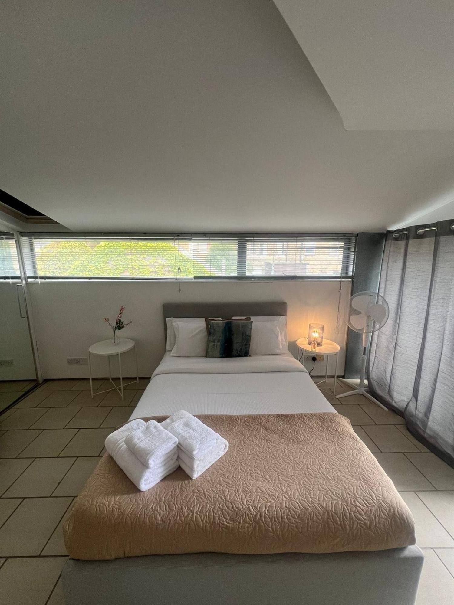فيلا One Bed House In Camden Town لندن المظهر الخارجي الصورة